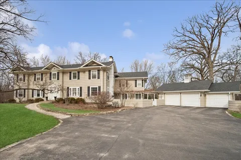 $1,500,000 | 2085 Stirling Road, Bannockburn, IL 60015
