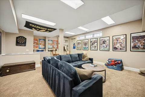 $1,500,000 | 2085 Stirling Road, Bannockburn, IL 60015