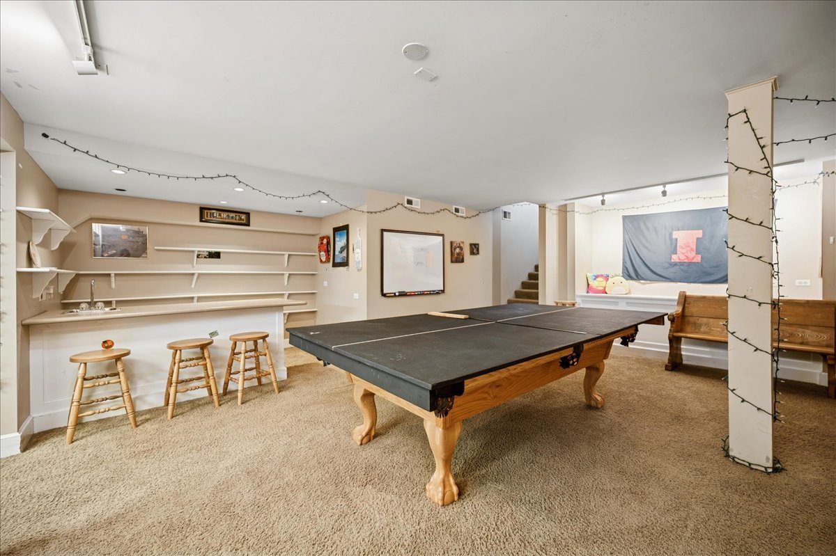 2085 Stirling Road Bannockburn, IL 60015 - Photo 34 of 48