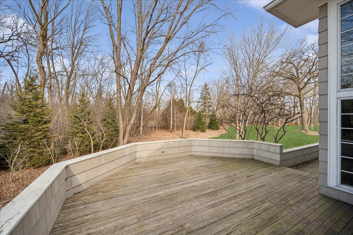 2085 Stirling Road Bannockburn, IL 60015 - Photo 37 of 48 a view of backyard and tree