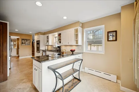 $1,500,000 | 2085 Stirling Road, Bannockburn, IL 60015