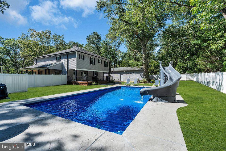 225 West Bird Village Road Jackson, NJ 08527 - Photo 2 of 66 a view of a house with a yard