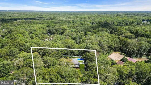 $969,000 | 225 West Bird Village Road, Jackson, NJ 08527