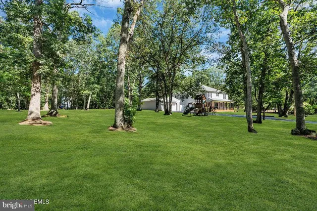 $969,000 | 225 West Bird Village Road, Jackson, NJ 08527