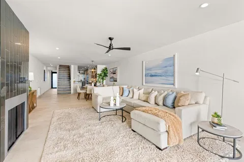$3,300,000 | 375 West I Street, Encinitas, CA 92024