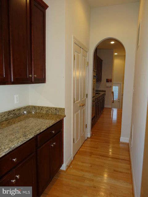 23857 Burdette Forest Road Clarksburg, MD 20871 - Photo 16 of 25 Interior (General)