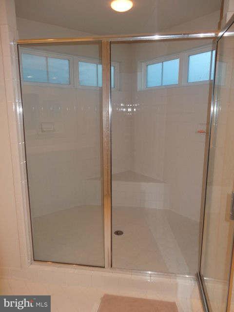 23857 Burdette Forest Road Clarksburg, MD 20871 - Photo 22 of 25 Bath (Master)
