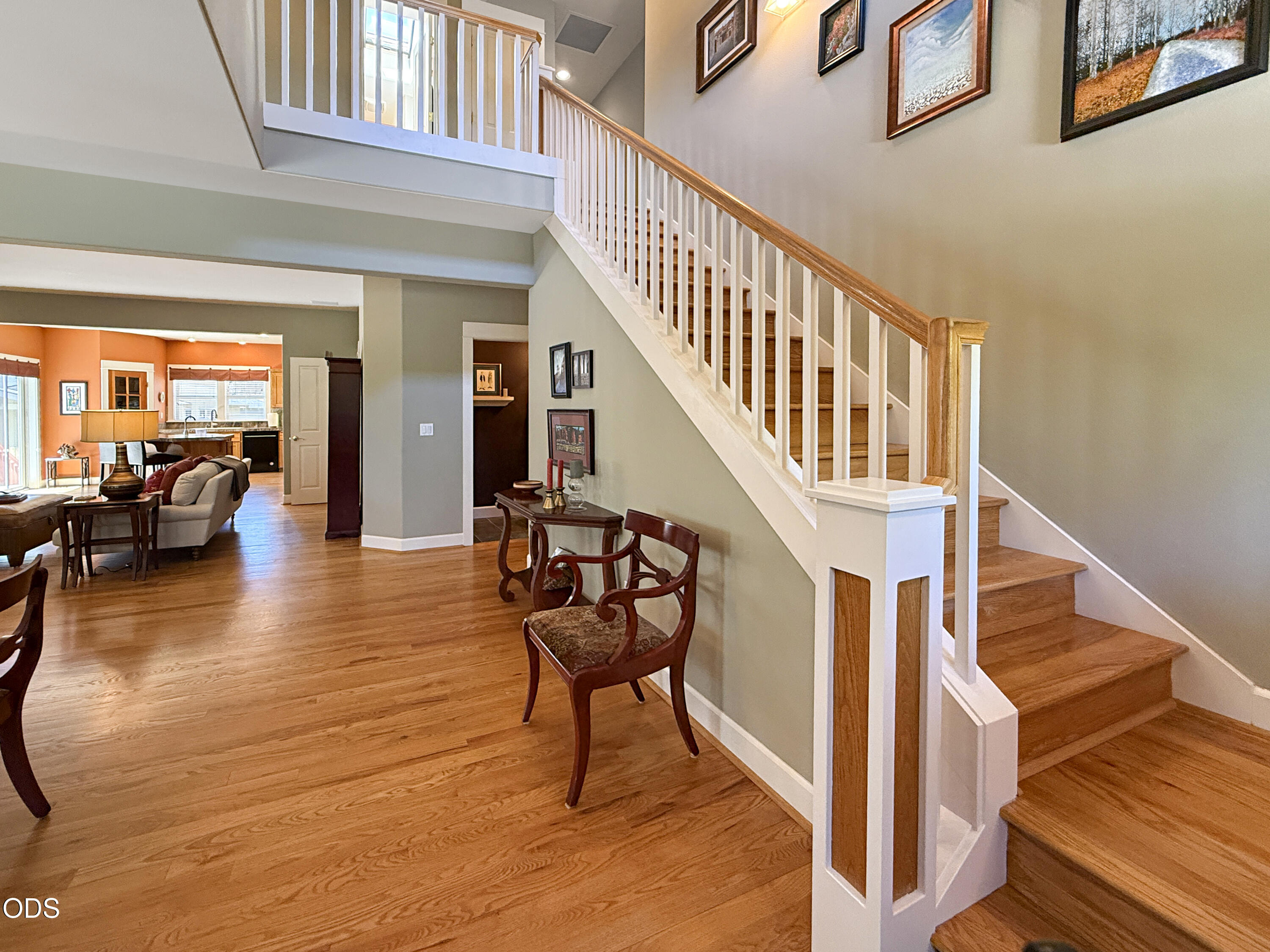 2331 Northwest Awbrey Road Bend, OR 97703 - Photo 4 of 40