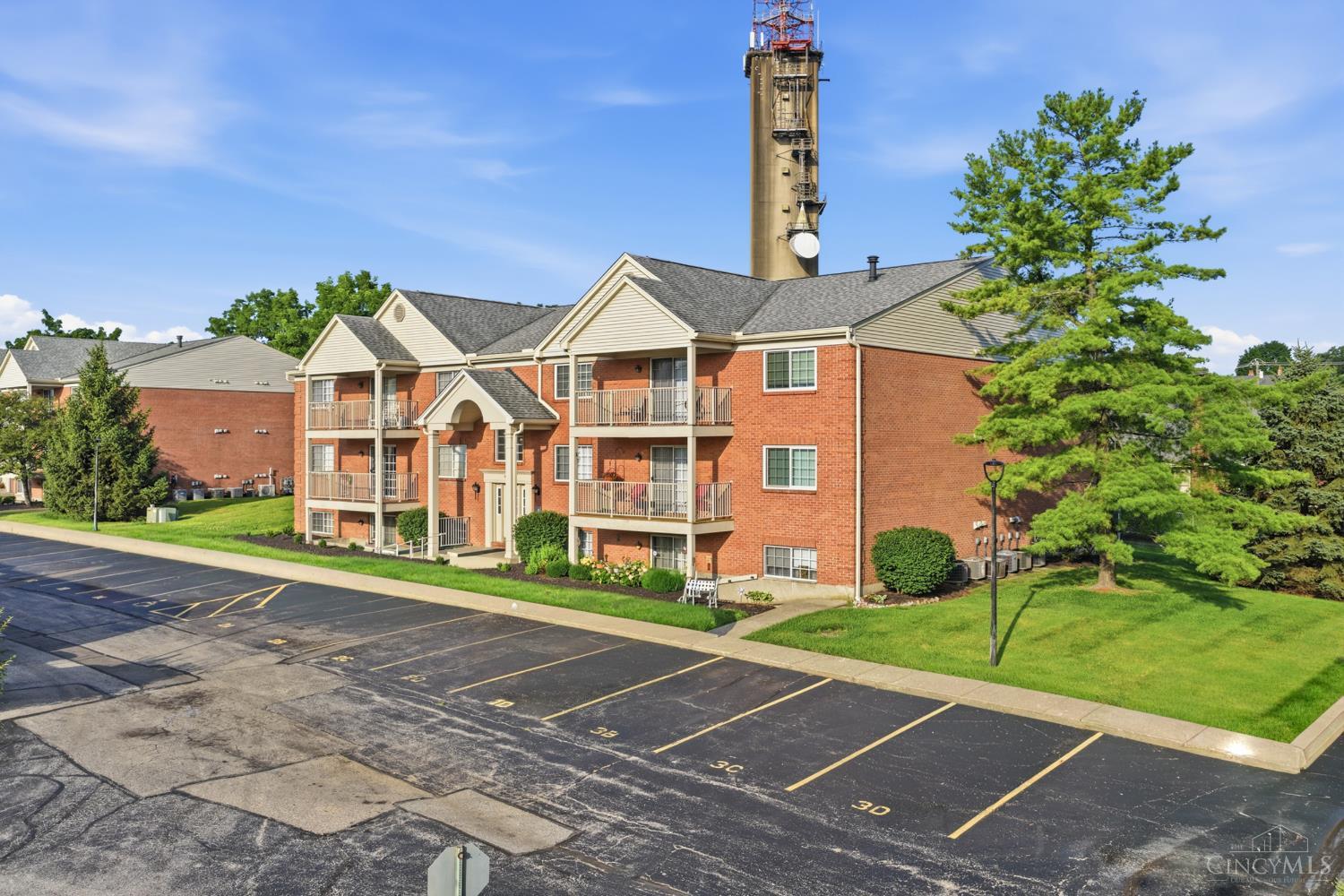 3547 Jessup Road, Unit 1A Cincinnati, OH 45239 - Photo 41 of 46