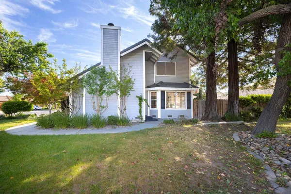 $699,900 | 2316 Den Helder Drive, Modesto, CA 95356