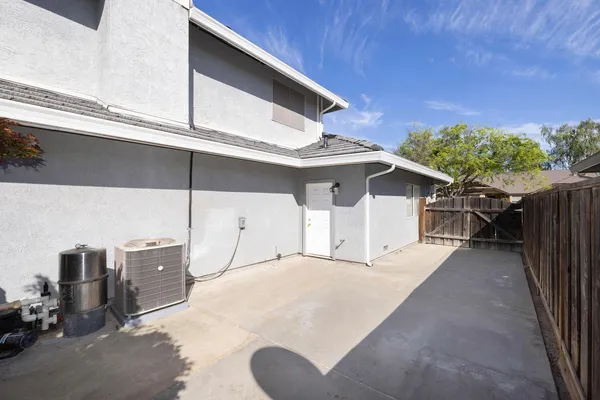 $699,900 | 2316 Den Helder Drive, Modesto, CA 95356