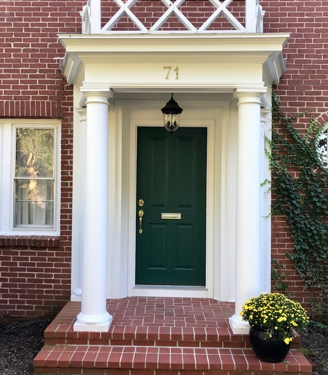 71 Meadowbrook Road Longmeadow, MA 01106 - Photo 2 of 29 Gallery Image 2
