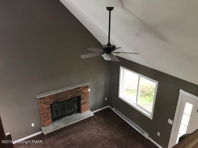 5113 Derby Road Tobyhanna, PA 18466 - Photo 6 of 16 living room