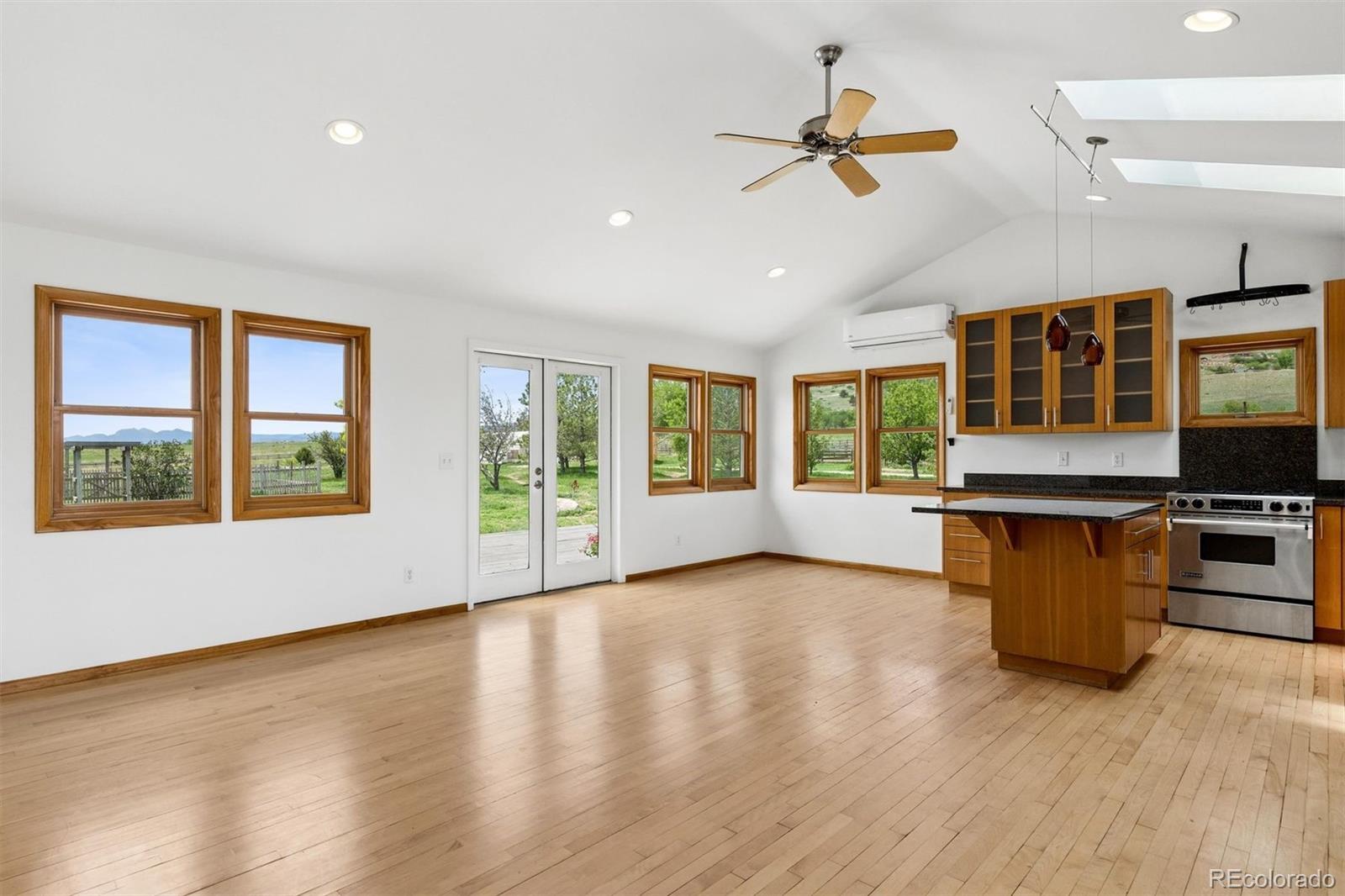 4640 Hygiene Road Longmont, CO 80503 - Photo 8 of 25 Gallery Image 8