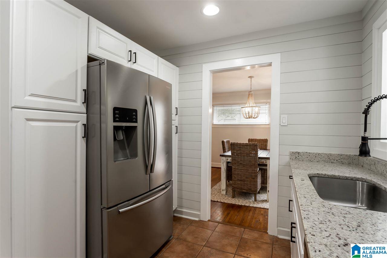 1228 Cresthill Road Birmingham, AL 35213 - Photo 19 of 34