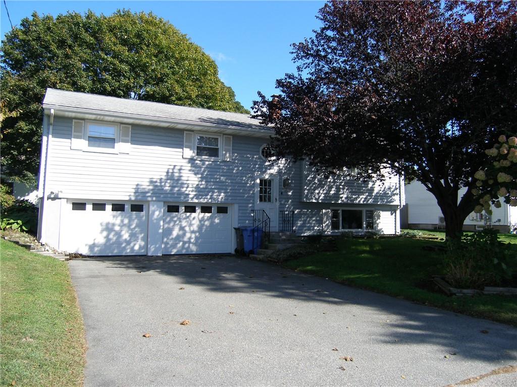 4 Smithfield Drive, Middletown, RI 02842 Compass