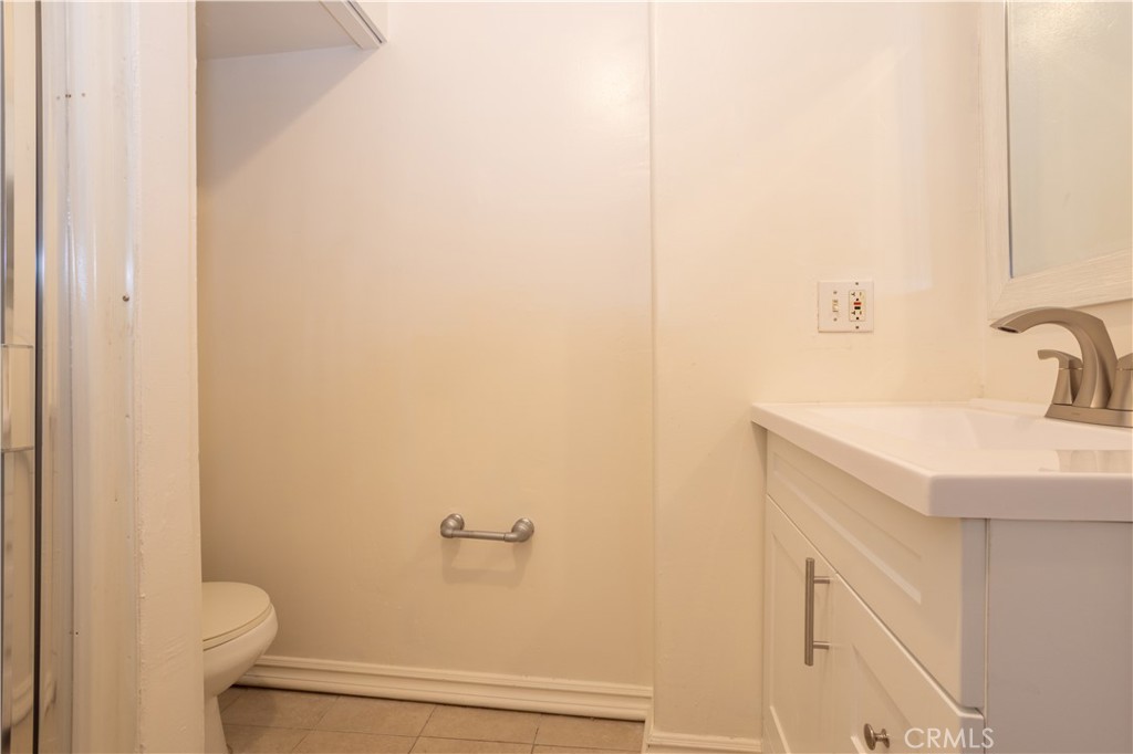 10410 Amigo Avenue, Unit A Porter Ranch, CA 91326 - Photo 10 of 17