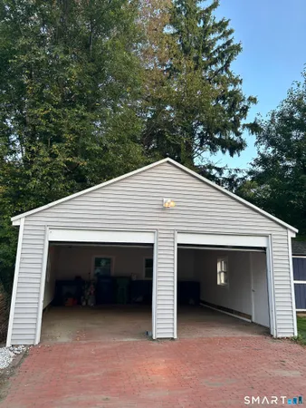 $320,000 | 110 Belmont Avenue, Windsor, CT 06095
