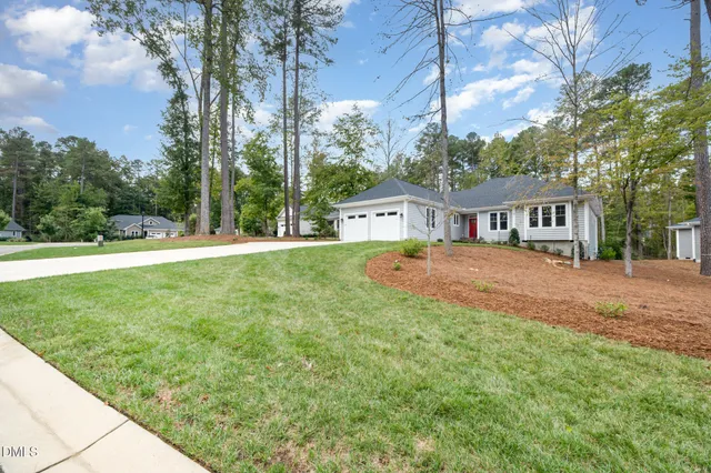 $950,000 | 4604 Montgomery, Pittsboro, NC 27312