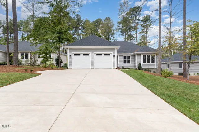 $950,000 | 4604 Montgomery, Pittsboro, NC 27312