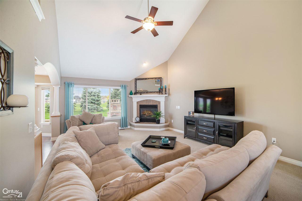 49533 Ishpeming Drive Chesterfield, MI 48047 - Photo 6 of 32