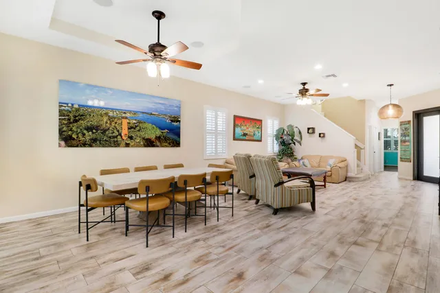 $1,149,900 | 104 Via Azurra, Jupiter, FL 33458