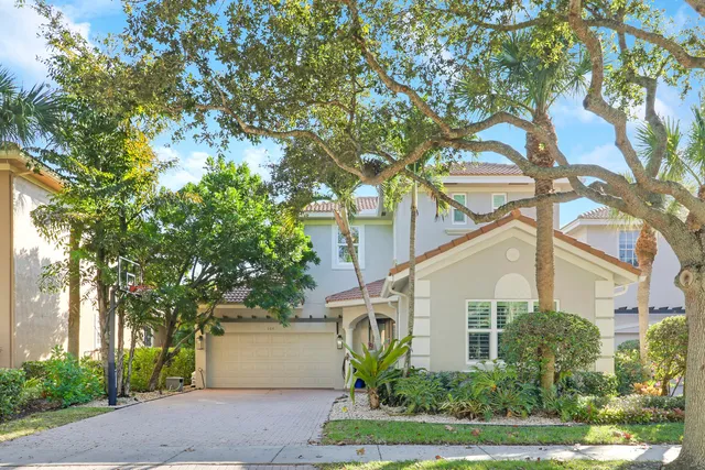 $1,149,900 | 104 Via Azurra, Jupiter, FL 33458