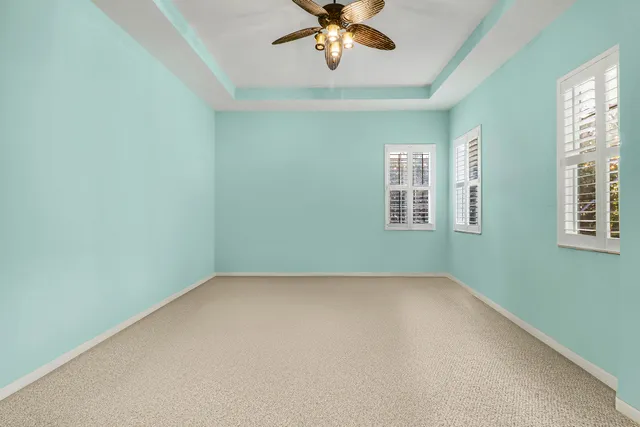 $1,149,900 | 104 Via Azurra, Jupiter, FL 33458