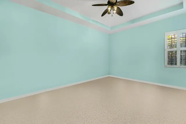 $1,149,900 | 104 Via Azurra, Jupiter, FL 33458