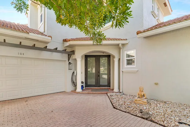 $1,149,900 | 104 Via Azurra, Jupiter, FL 33458