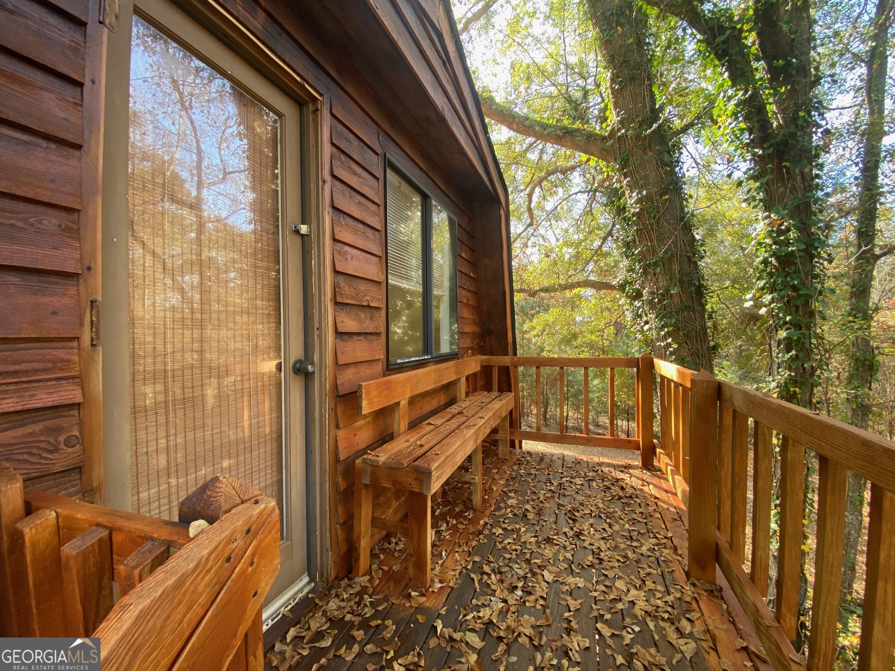 231 West Seminole Drive Byron, GA 31008 - Photo 23 of 38 a view of a balcony with chairs