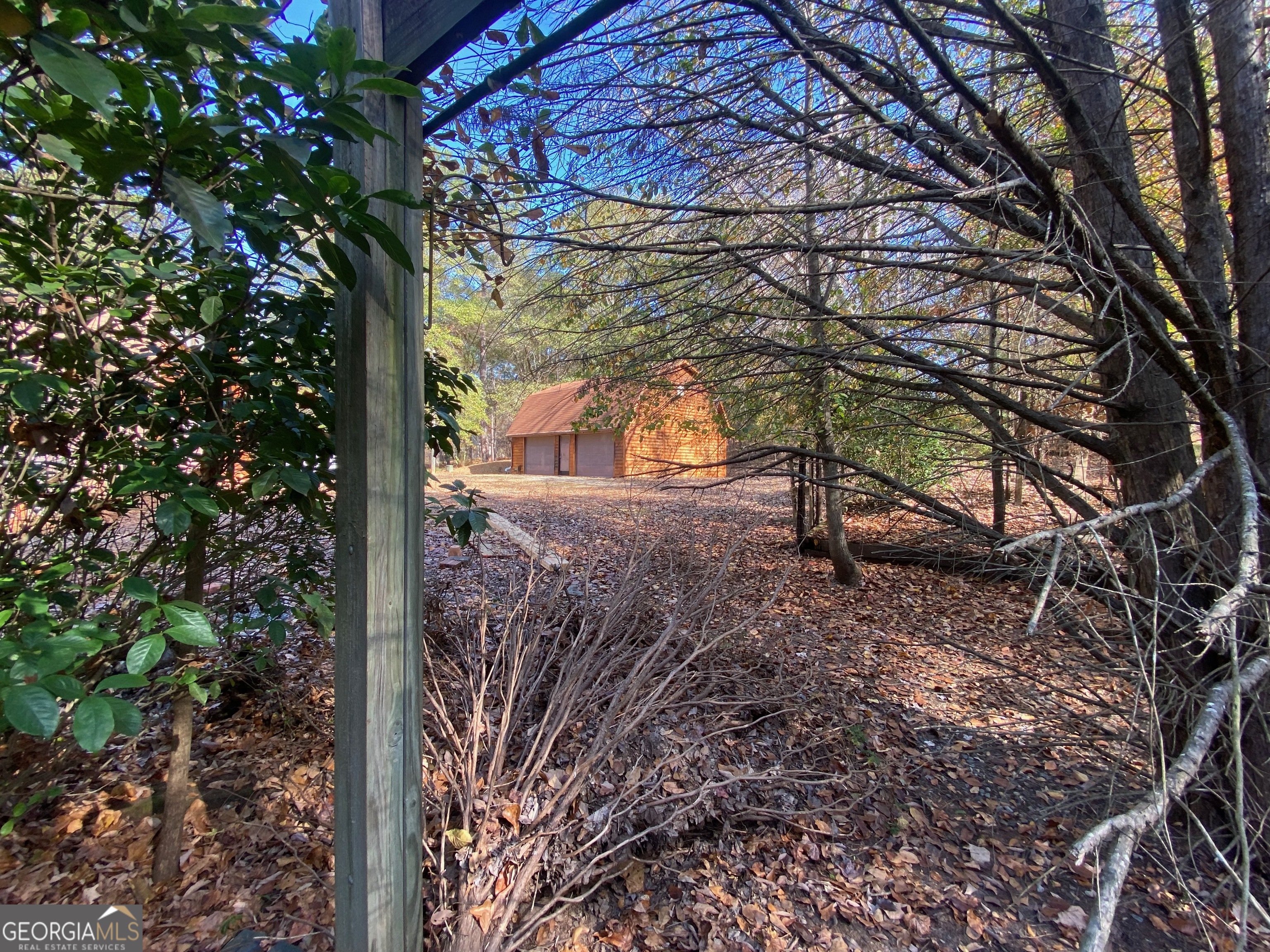 231 West Seminole Drive Byron, GA 31008 - Photo 28 of 38 a view of a yard with a tree