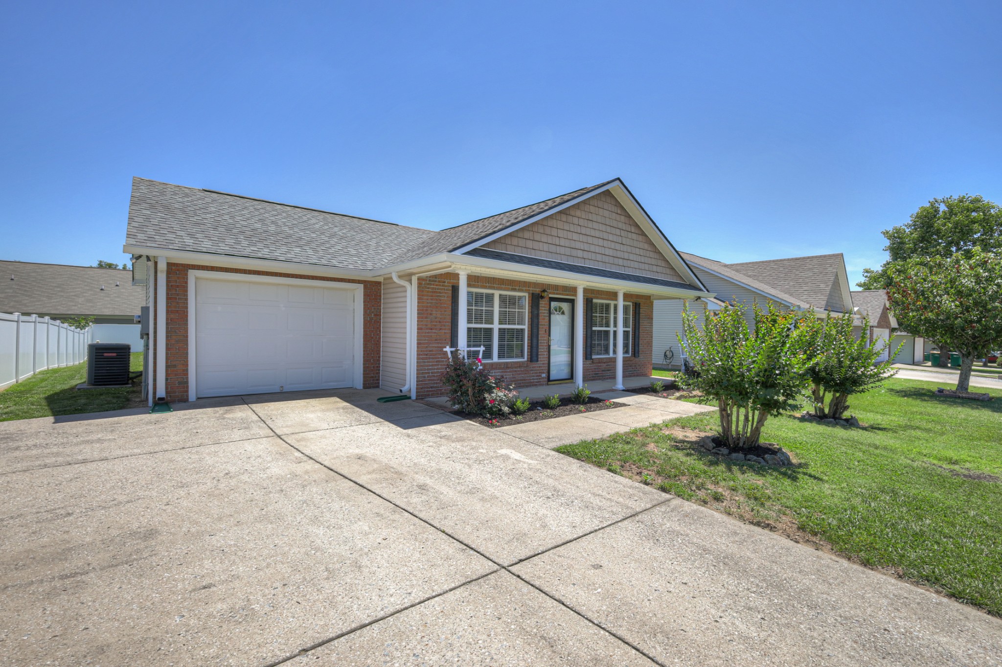 2012 Golden Court Spring Hill, TN 37174 - Photo 1 of 19 Gallery Image 1