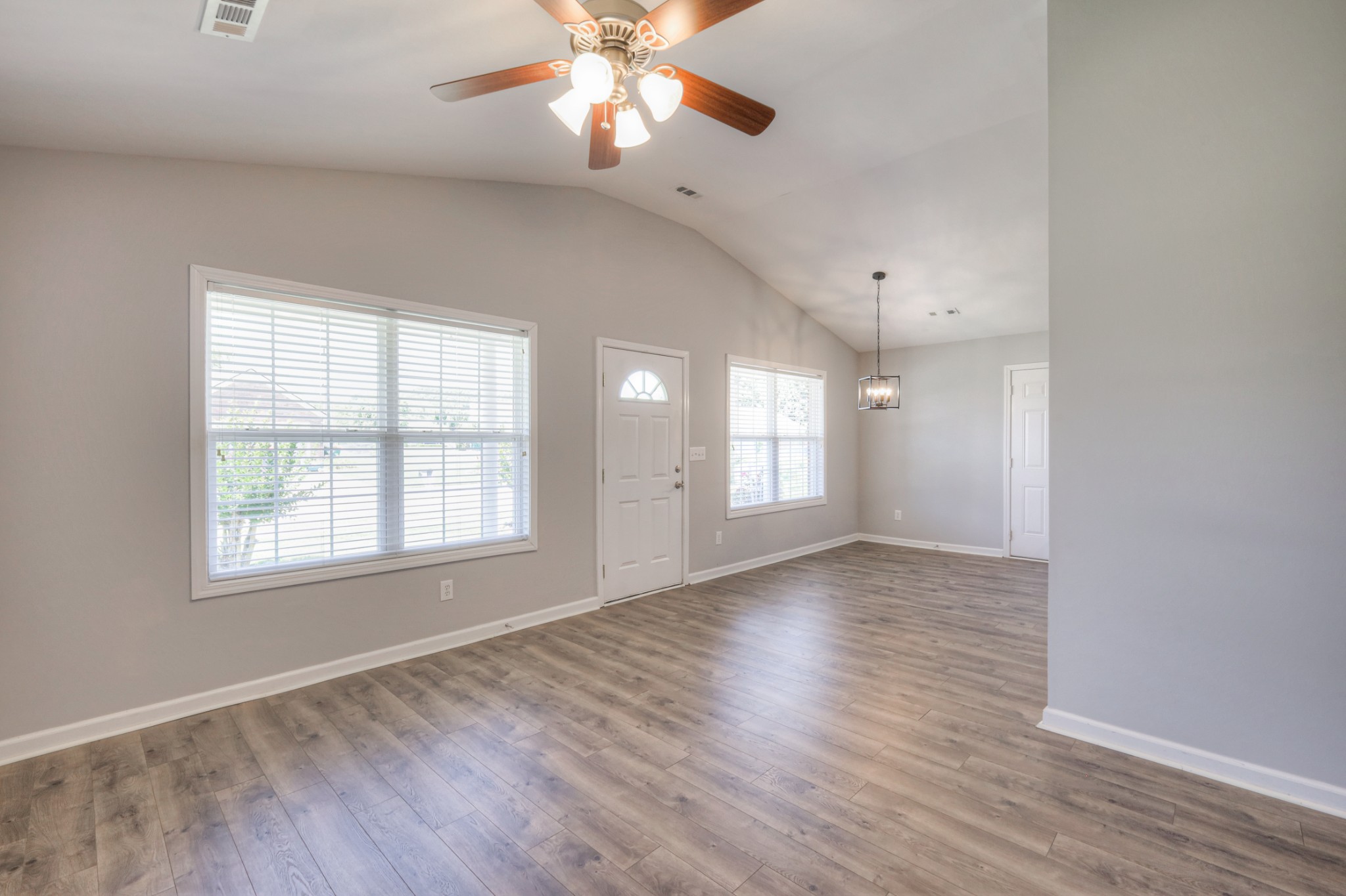 2012 Golden Court Spring Hill, TN 37174 - Photo 11 of 19 Gallery Image 11