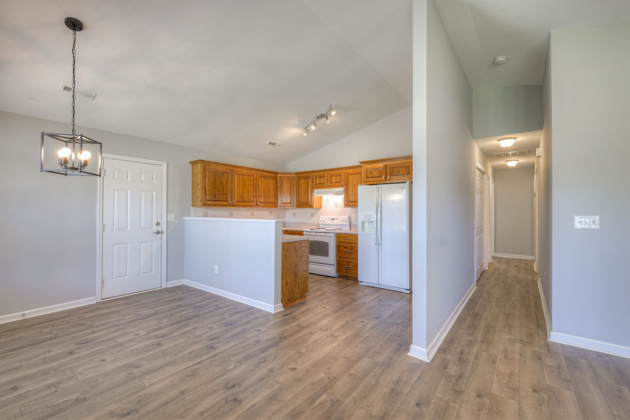 2012 Golden Court Spring Hill, TN 37174 - Photo 4 of 19 Gallery Image 4