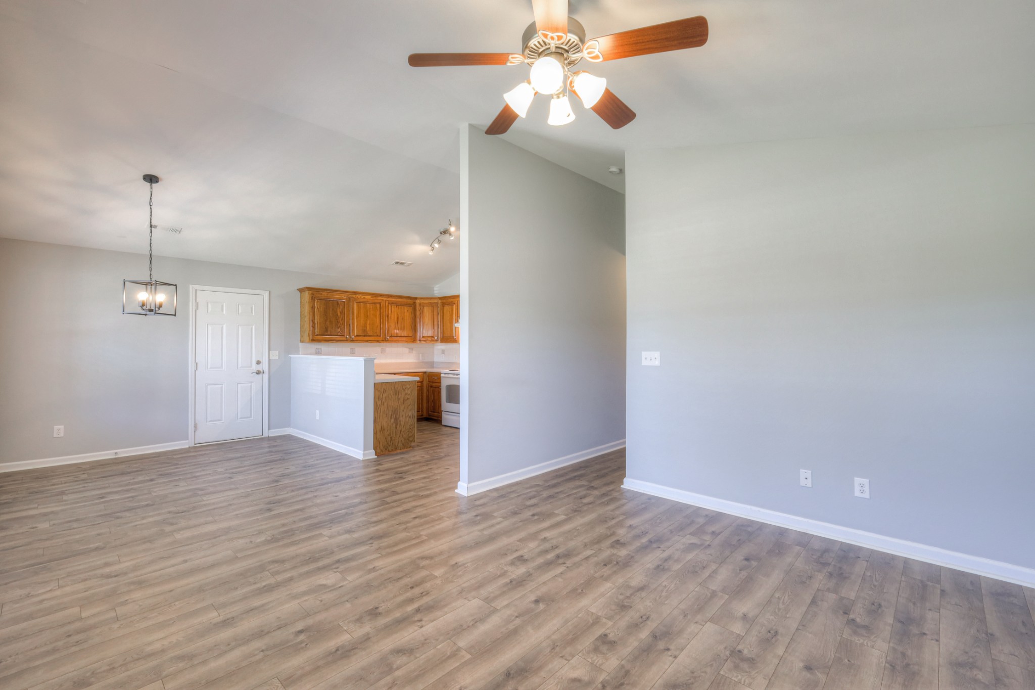 2012 Golden Court Spring Hill, TN 37174 - Photo 10 of 19 Gallery Image 10