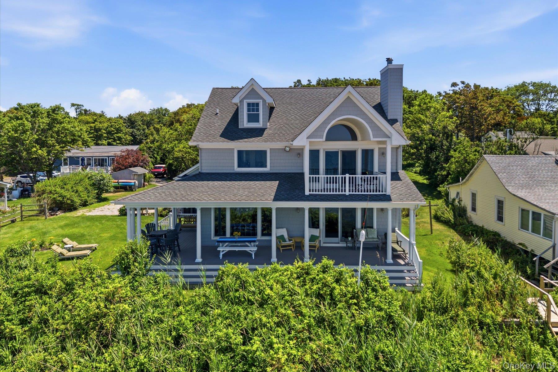 900 Sound Shore Road Riverhead, NY 11901 - Photo 2 of 36