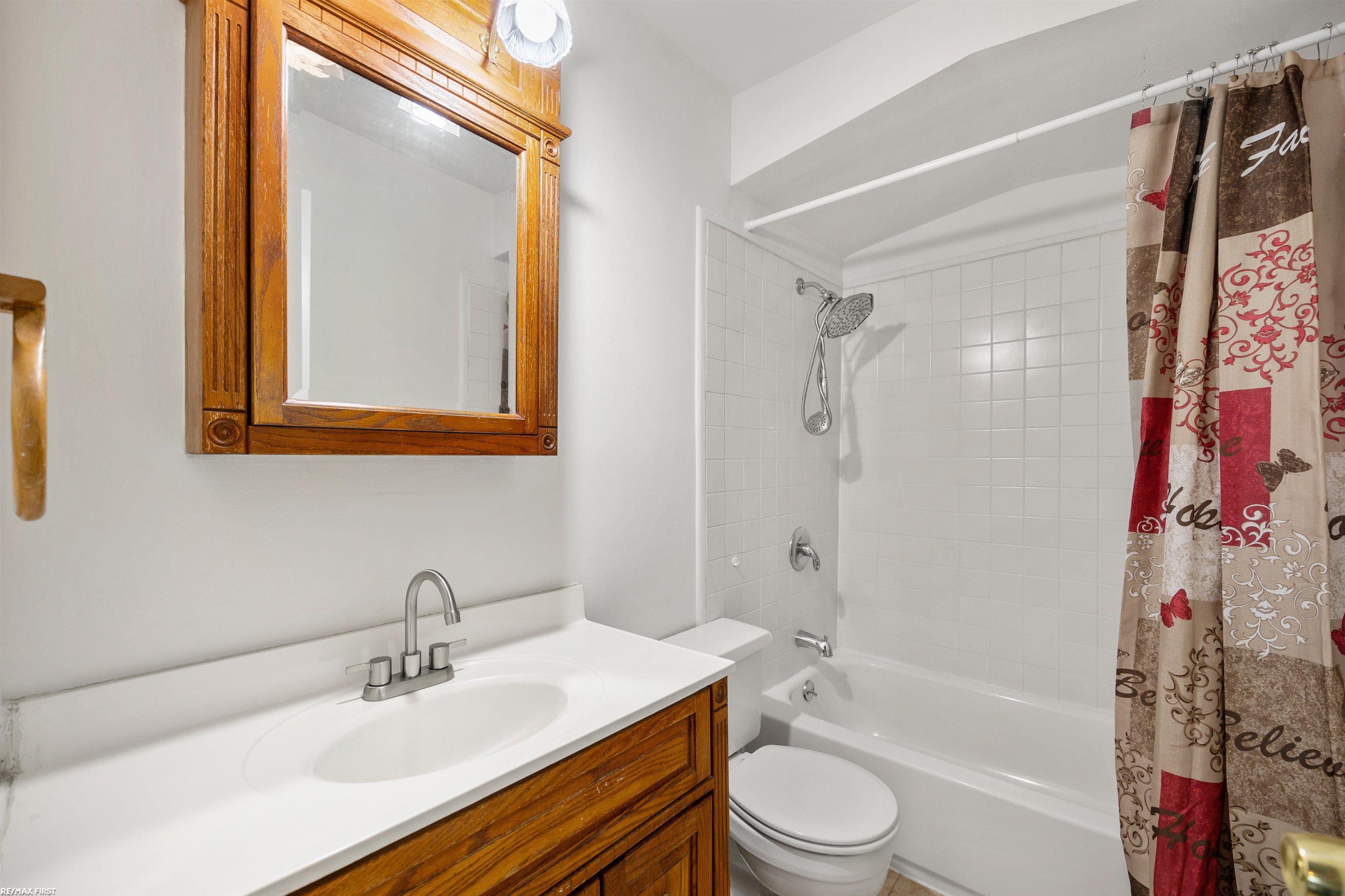 1938 Martin Road Ferndale, MI 48220 - Photo 9 of 15