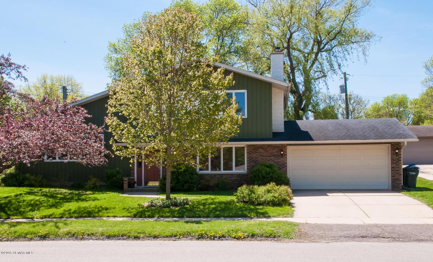 3421 15th Avenue Northwest Rochester, MN 55901 - Photo 1 of 1 Gallery Image 1