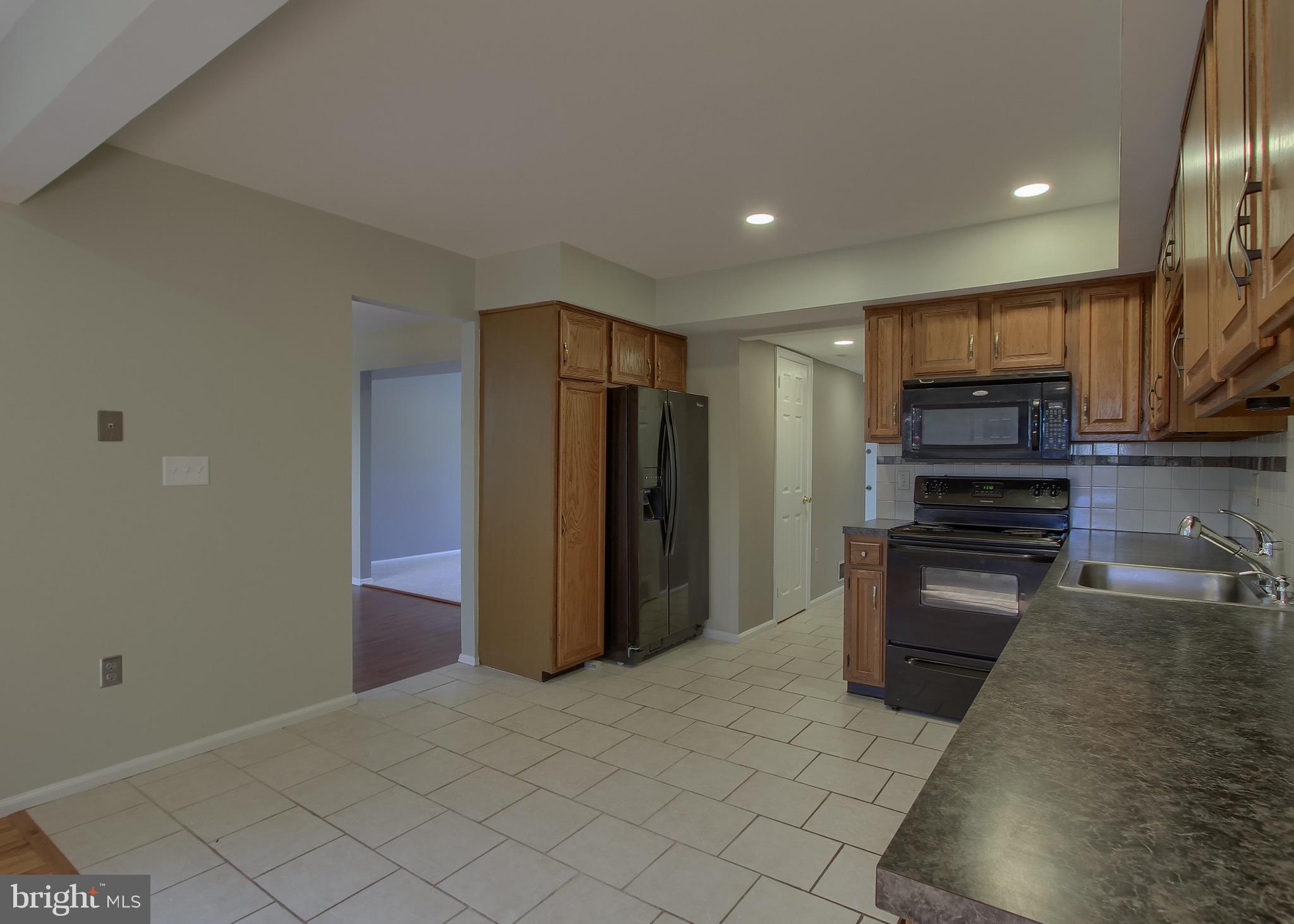 1141 Pond Road Harrisburg, PA 17111 - Photo 12 of 35 Gallery Image 12