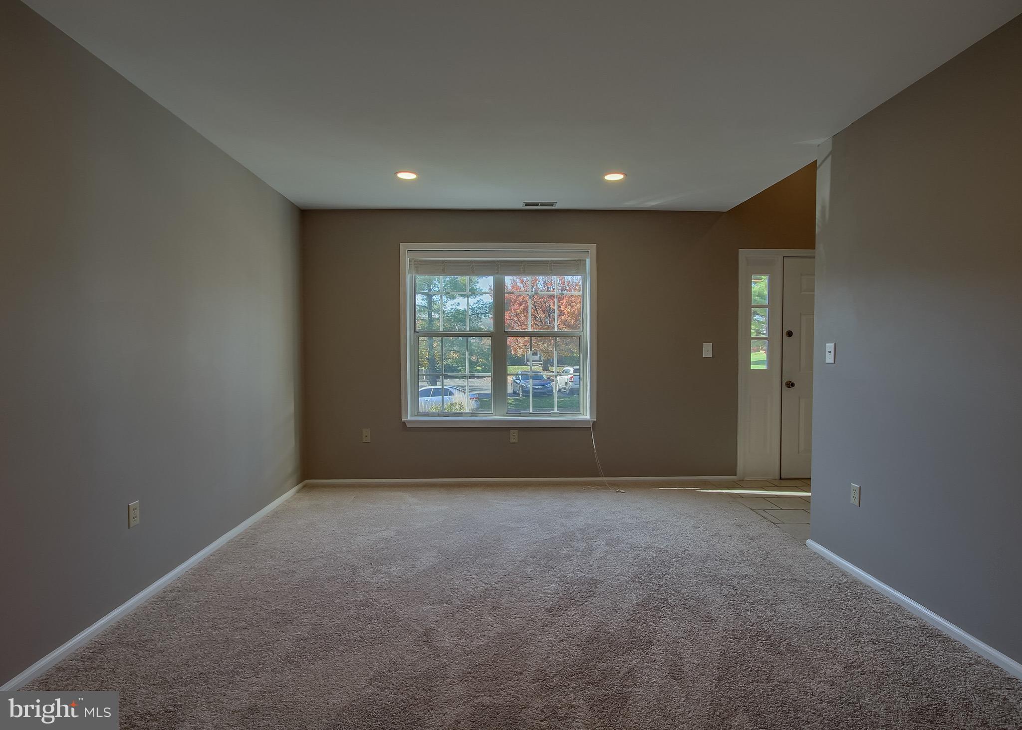 1141 Pond Road Harrisburg, PA 17111 - Photo 7 of 35 Gallery Image 7