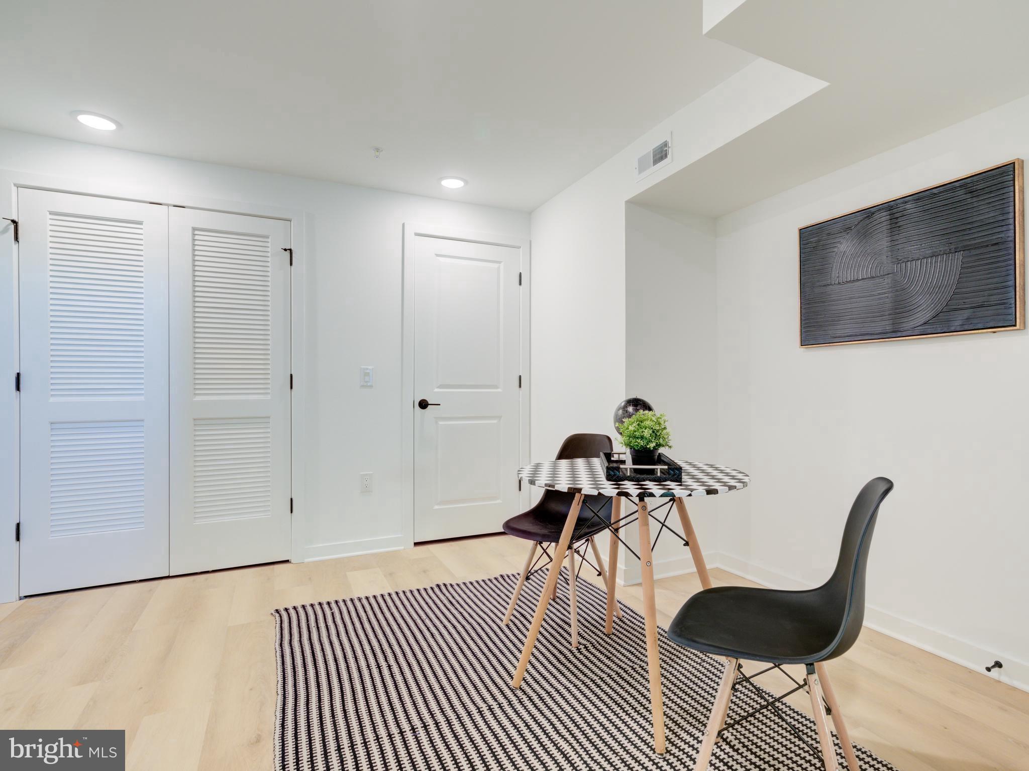 1547 South Dover Street Philadelphia, PA 19146 - Photo 7 of 23