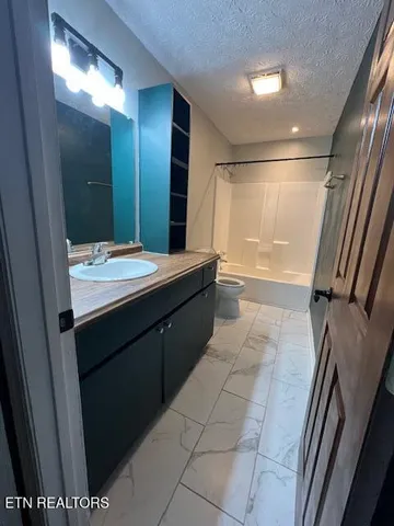 $339,900 | 124 Mohawk Trail, La Follette, TN 37766