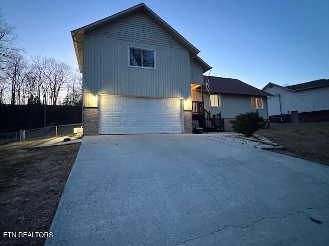 124 Mohawk Trail La Follette, TN 37766 - Photo 2 of 20 IMG_0227 (1)