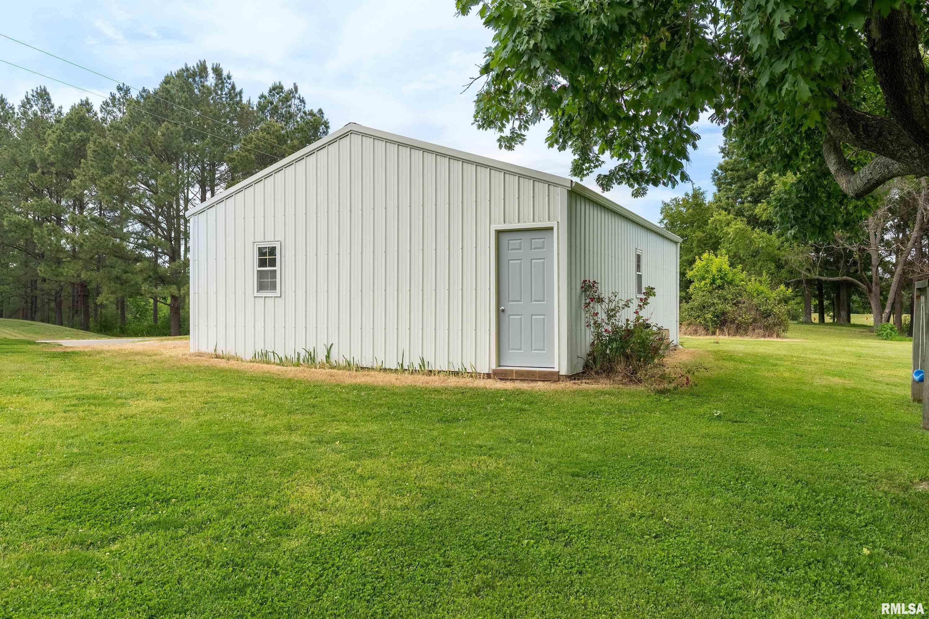 5924 Saraville Road Creal Springs, IL 62922 - Photo 33 of 40