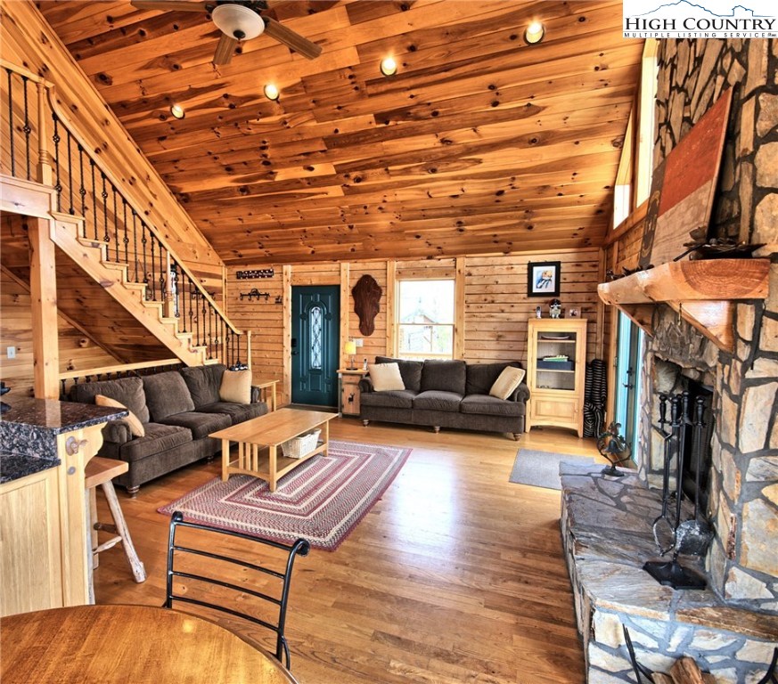 1490 Rustic Road West Jefferson, NC 28694 - Photo 4 of 33 Gallery Image 4