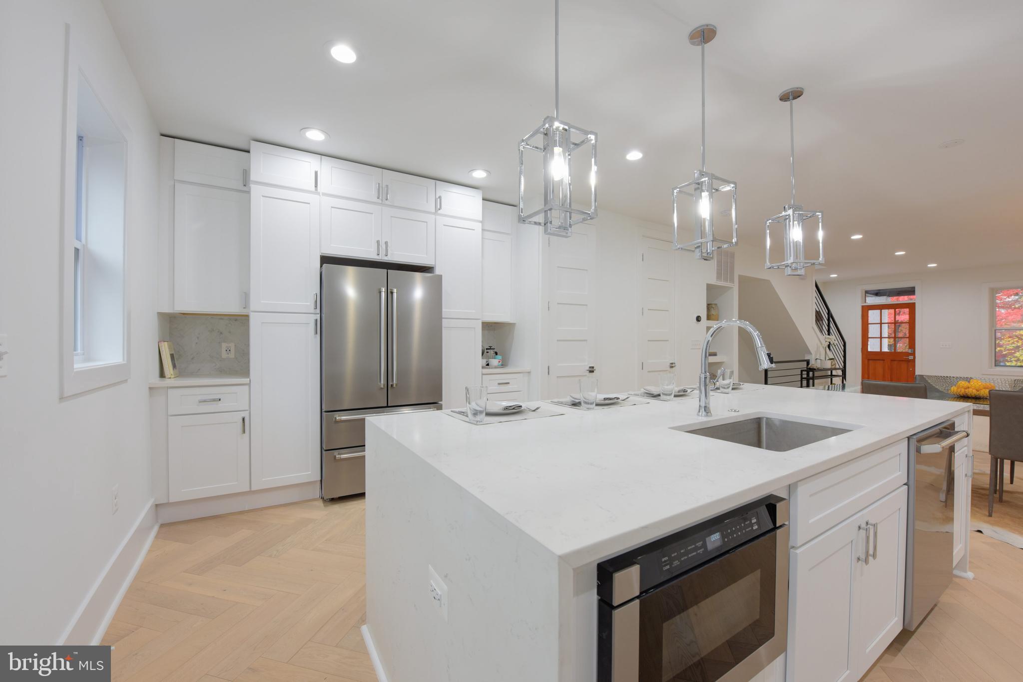 3607 T Street Northwest Washington, DC 20007 - Photo 13 of 44 Built-in microwave