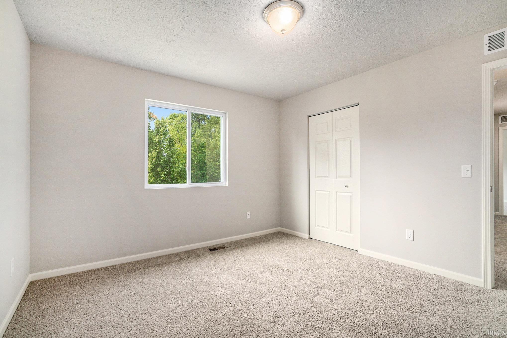 8293 Catberry Trail Fort Wayne, IN 46804 - Photo 18 of 34