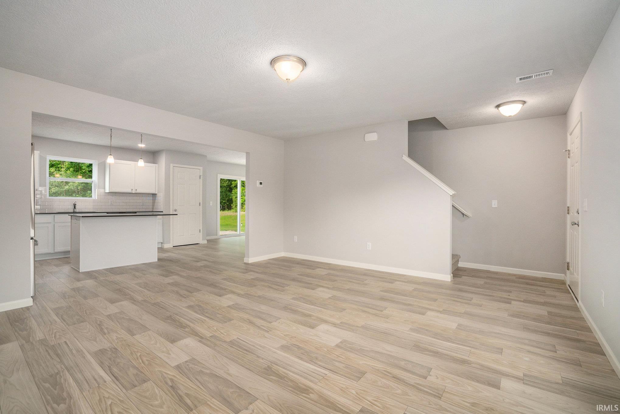 8293 Catberry Trail Fort Wayne, IN 46804 - Photo 3 of 34