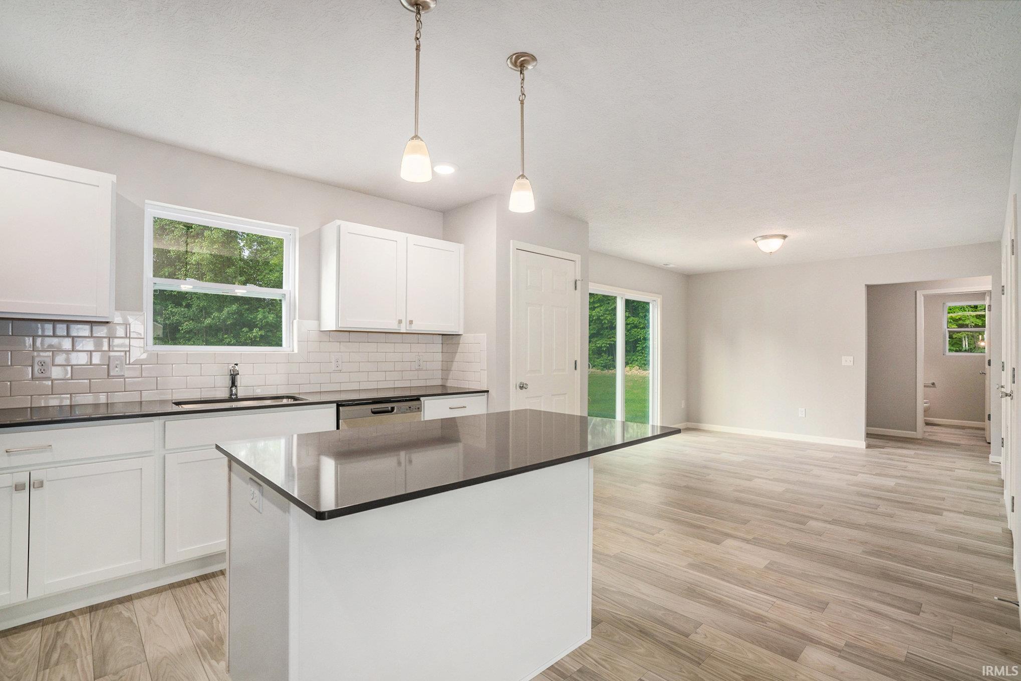 8293 Catberry Trail Fort Wayne, IN 46804 - Photo 7 of 34